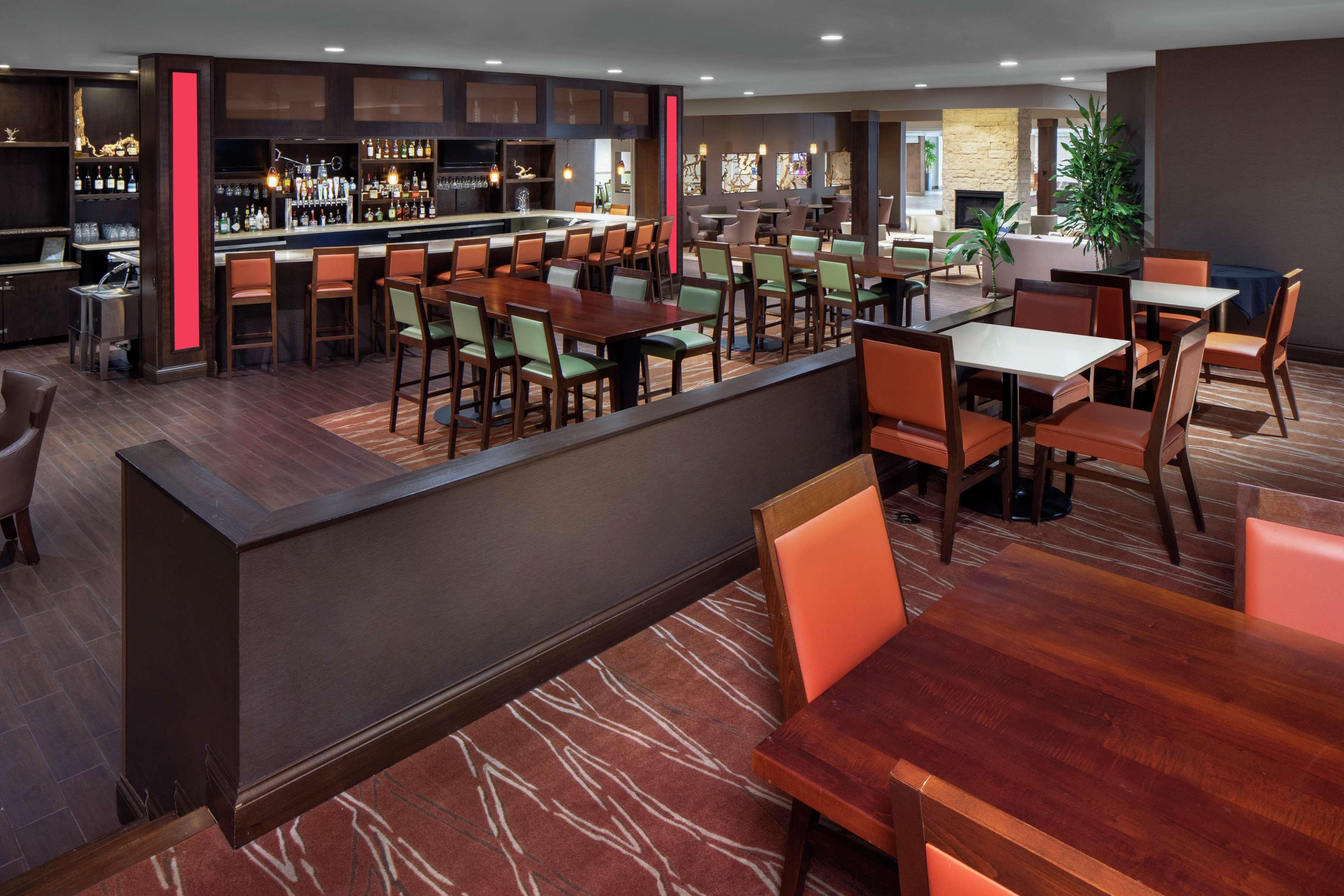 Doubletree By Hilton Cleveland East Beachwood Exterior foto