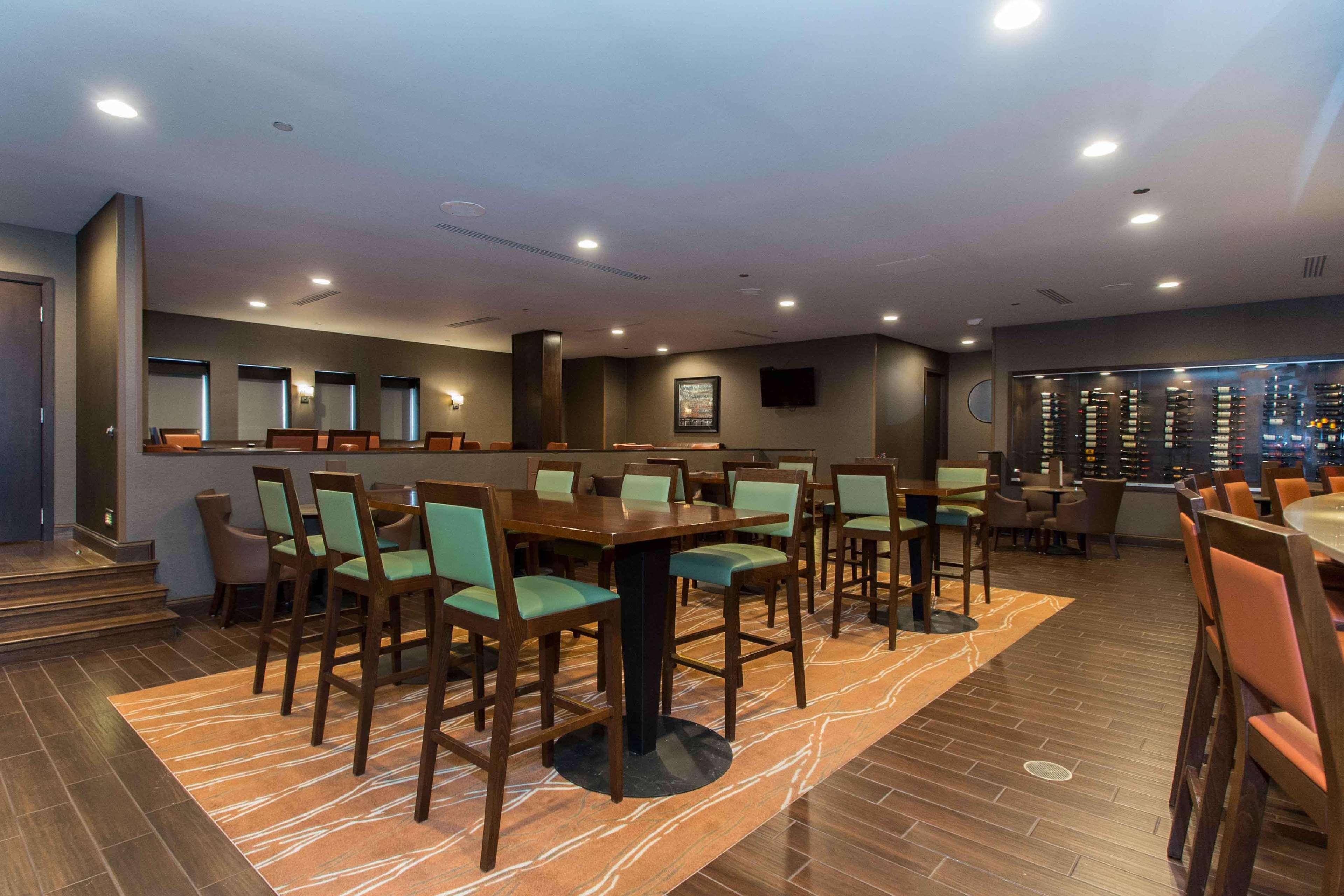 Doubletree By Hilton Cleveland East Beachwood Exterior foto